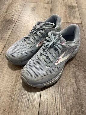 Running Shoes